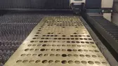 Резка декоративных кругов из латуни