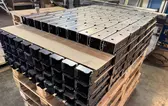 Партия профилей из листовой нержавеющей стали AISI304