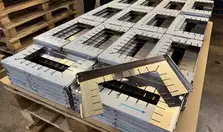 Рамка на корпус прибора из нержавеющей стали